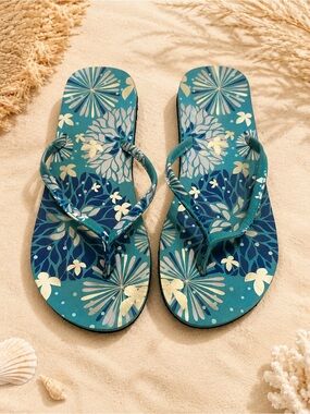 Floral Blue Flip Flops Women’s Size 9 Tropical Beach Sandals Summer Sandal Thong